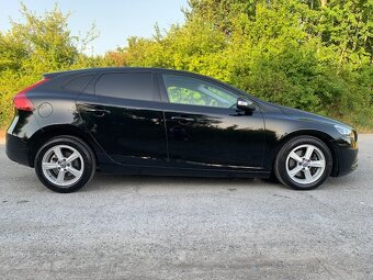Predám volvo V40 Automat - 4