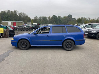 Škoda Octavia combi I na NÁHRADNÍ DÍLY - 4