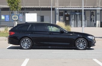 BMW 520d xDrive Touring z roku 2018 - 4