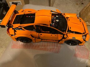LEGO 42056 Porsche 911 GT3 RS - 4