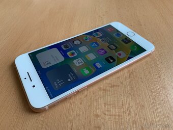 Apple iPhone 8+ Rose Gold 64 GB - 4