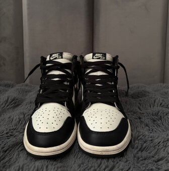 Jordan 1 Mocha - 4