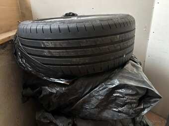 Audi A4 225/50 R17 - 4
