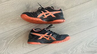Halové tenisky Asics Gel Flare 39,5 - 4