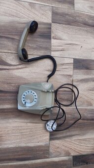 Prodám telefon z roku 1976 - 4