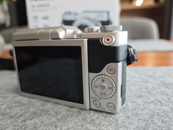 Panasonic Lumix GX800 - 4