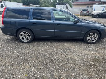 Volvo V70 2.4d D5 120kw facelift - 4
