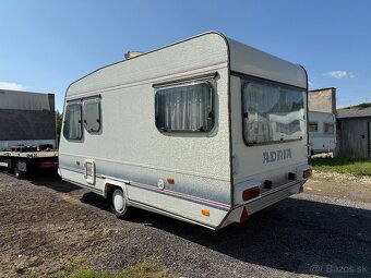 Predám karavan Adria - 4