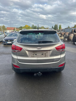 361. HYUNDAI IX-35 2011 / 2.0 CRDI / D4HA - 4