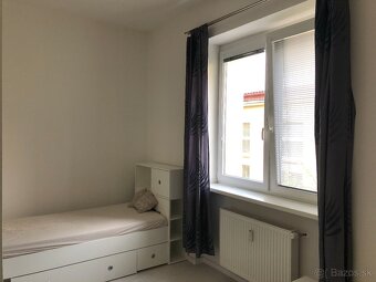 Prenajmem garsónku Piešťanská 4, Trenčín (budova Pošty) - 4