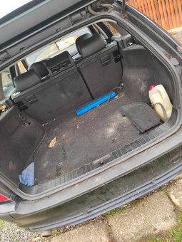 Predám len súčiastky BMW E46 2.0benzin 105kw - 4