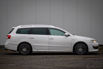 Volkswagen Passat Variant 3.2 V6 4Motion DSG - 4