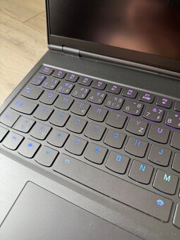 Lenovo Legion 7 16ACHg6 - 4