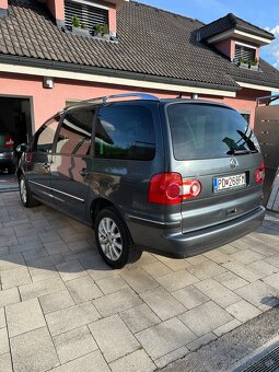 Sharan 1,9tdi tiptronic - 4
