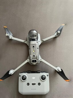 Dron DJI Air 2S Fly More Combo - 4