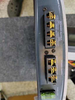 Zosilňovač a subwoofer - 4