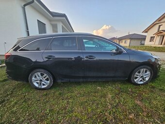 Kia Cee’d Sporty Wagon 1.4 T-GDI Gold 2019 - 4