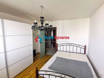 Luxusný 3-izbový byt s balkónom na predaj - 4