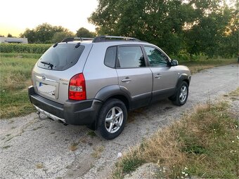 Hyundai Tucson 2.0 CRDi 4x4 automat - 4