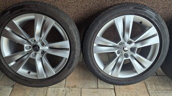 ORIG.SKODA KAROQ R18 215/50/18.SUPERB R18. - 4