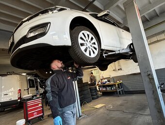 Preverenie a kontrola auta pri kúpe - 4