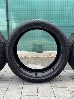 Pirelli Scorpion winter 2 275/35 R22 Dot 2024 - 4