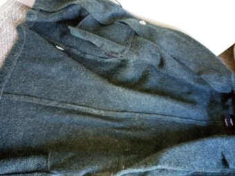 Dámske kabáty zelený a bordová - 4