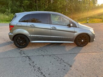 Mercedes-Benz B 180 W245 - 4