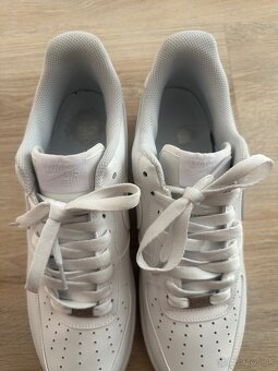 Nike Air Force 1 - 4