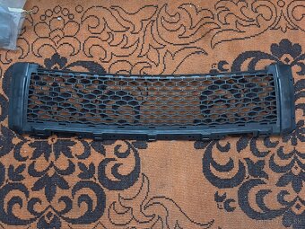 Land Rover Freelander 2 (359) Mriežka LR003295 - 4