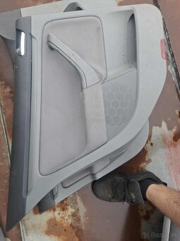 Predám tapacire dveri na golf 5 - 4