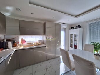 Prenájom novostavby 4i bungalovu s dvojgarážou - 4