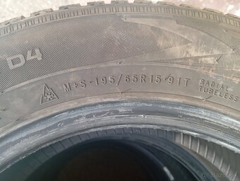 195/65 R15 Nokian Tyres WRD4 91T - 4