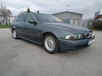BMW E39 525i Touring manuál - 4