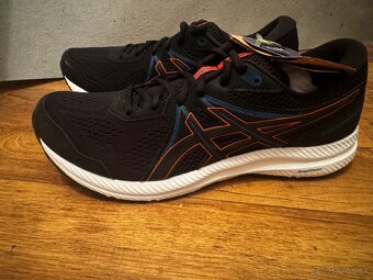 Predám viac kusov asics veľkosť 45 - 4