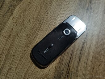 Nokia 7230 - 4