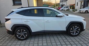 Hyundai Tucson - 4