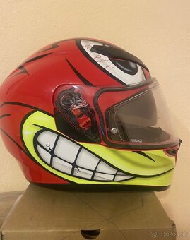 prilba na motorku - 4