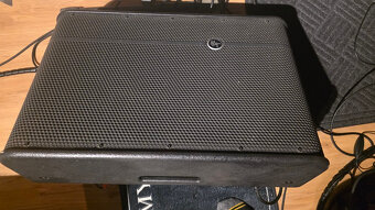 Predám aktívne reproboxy Mackie HD1221 (pár) - TOP zvuk - 4