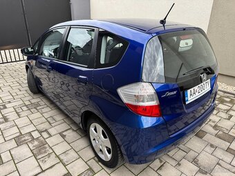 HONDA JAZZ 1,2 i-VTEC, BENZÍN, MANUÁL, 2/2011, 165 212 KM - 4