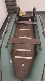 Nafukovaci čln BARK BT-360S - 4