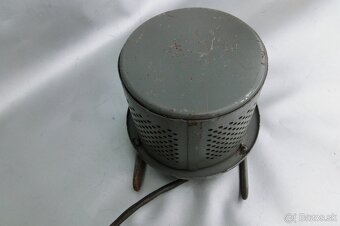 Regulátor napätia RT4 na triodin . - 4