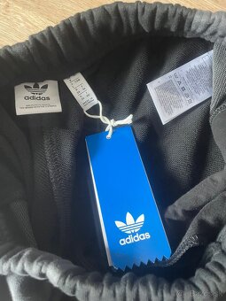 Kraťasy Adidas XS - 4