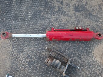 Náhradné diely - 4