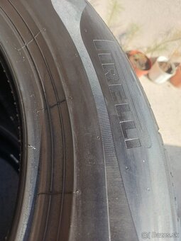 225/60 r18 letné pneumatiky ,Pirelli - 4