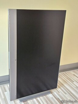 HP Elitedisplay E273m Bang&Olufsen - 4