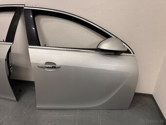 Opel Insignia A bočné dvere farba z176 - 4