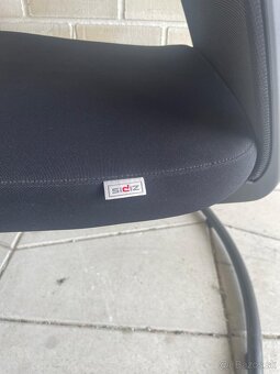 Konferenčná stolička Sidiz - 4