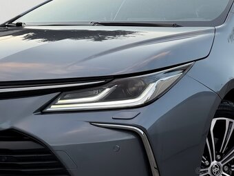 Toyota Corolla sedan 1.5 Dynamic Force Comfort - 4