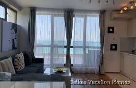 Krásny 2+kk byt s výhľadom na more v Byala Bulharsko - 4